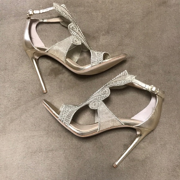 Imagine Vince Camuto Rashi heeled sandal - Picture 7 of 13